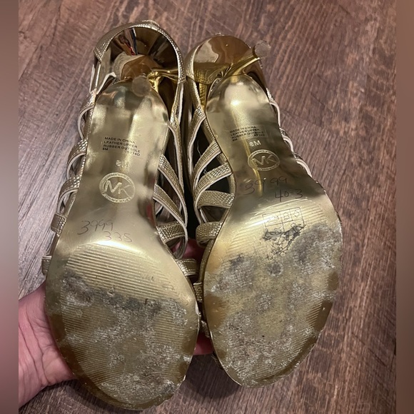 Michael Kors Gold Strappy Heels Size 8 - Picture 16 of 16